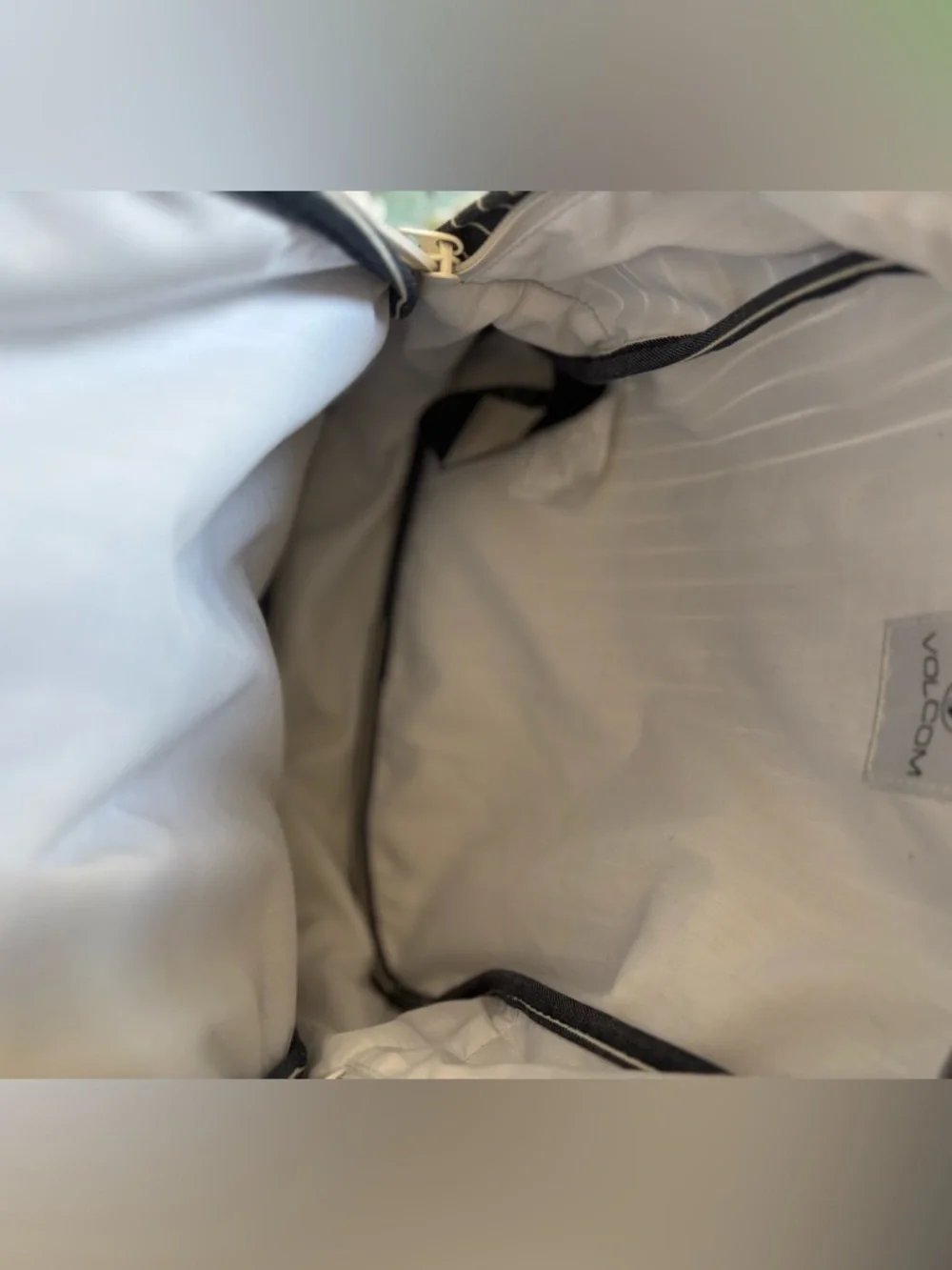 Volcom Mini backpack - Picture 5 of 5